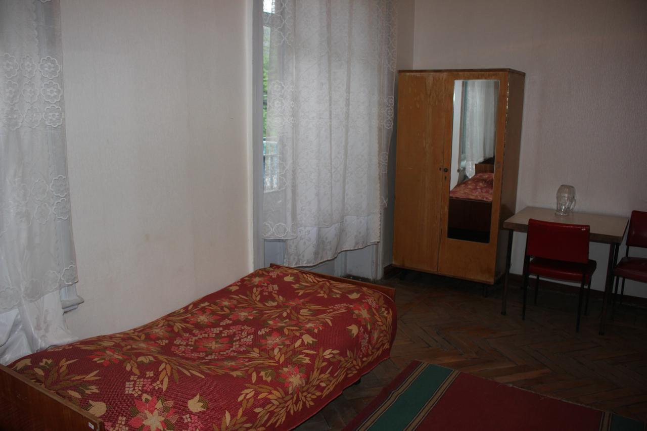 Firuza Hostel Borjomi Exterior photo